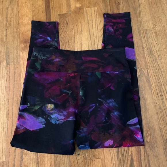 Soft Surroundings Pink,purple floral leggings, M - Picture 4 of 4